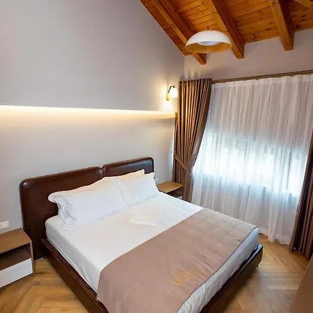 101-new Bazaar 4* تيرانا