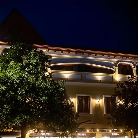 Hotel 101-new Bazaar