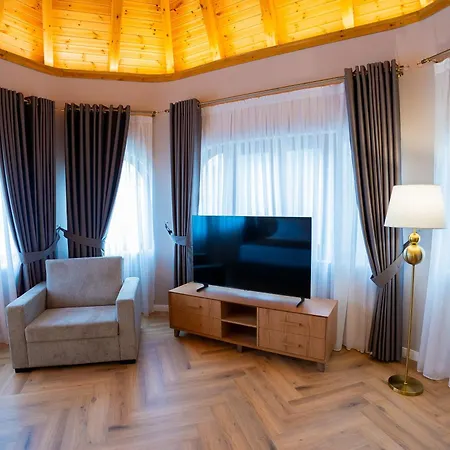 101-new Bazaar Hotel