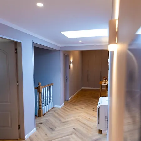 101-new Bazaar 4* Tirana