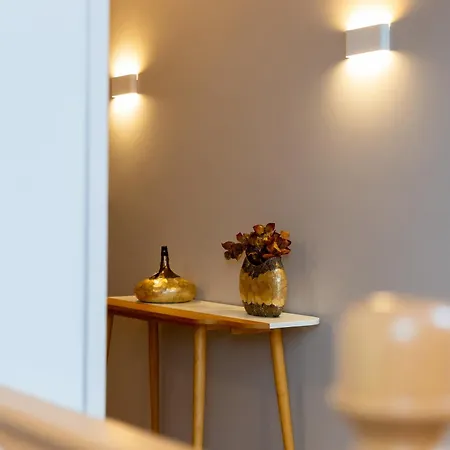 101-new Bazaar * Tirana