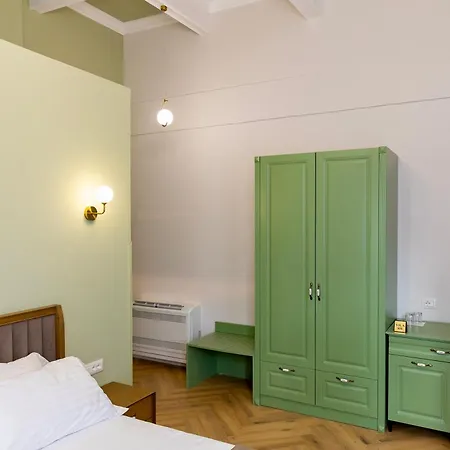 101-new Bazaar Hotel