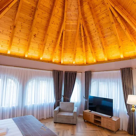 101-new Bazaar Hotel Tirana