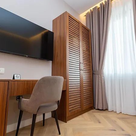 Hotel 101-new Bazaar Tirana