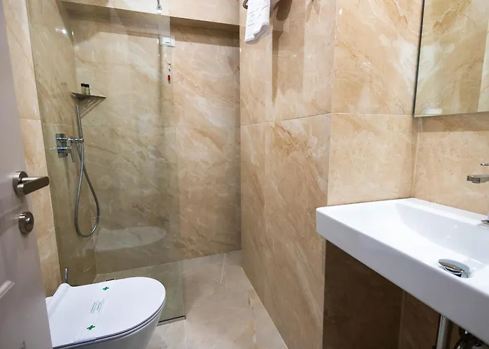 101-new Bazaar Hotel 4*