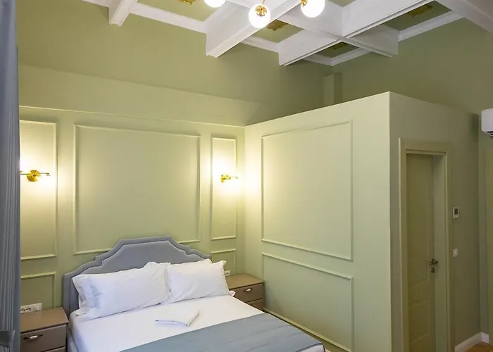 101-new Bazaar Hotel